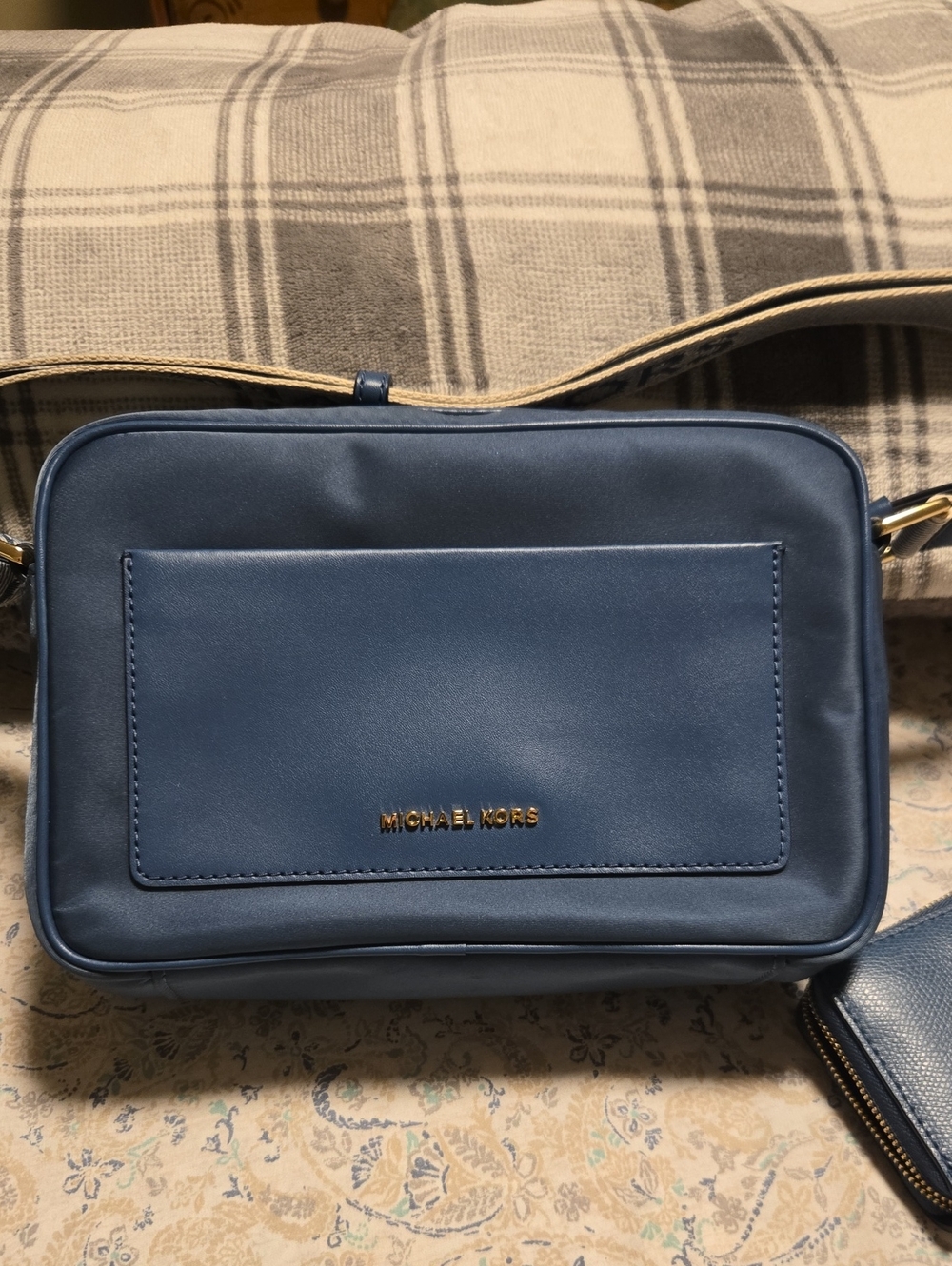 Michael Kors Navy Blue Leather Men's Messenger Crossbody